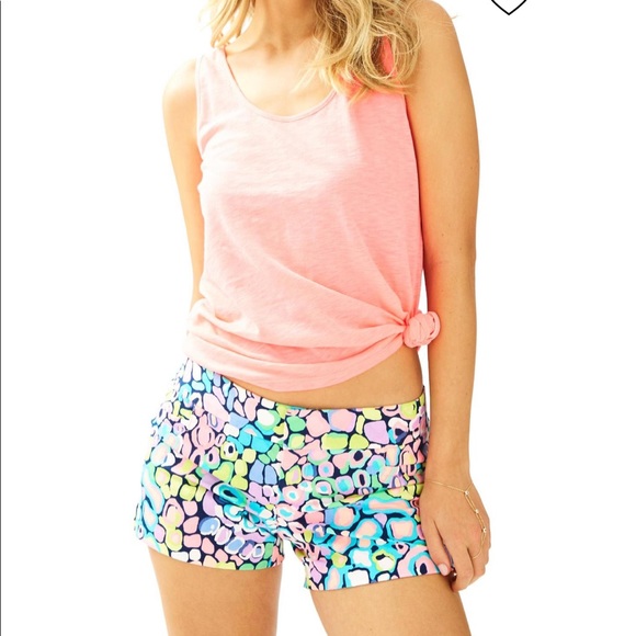Lilly Pulitzer Pants - Lilly Pulitzer 4” Ellie Short